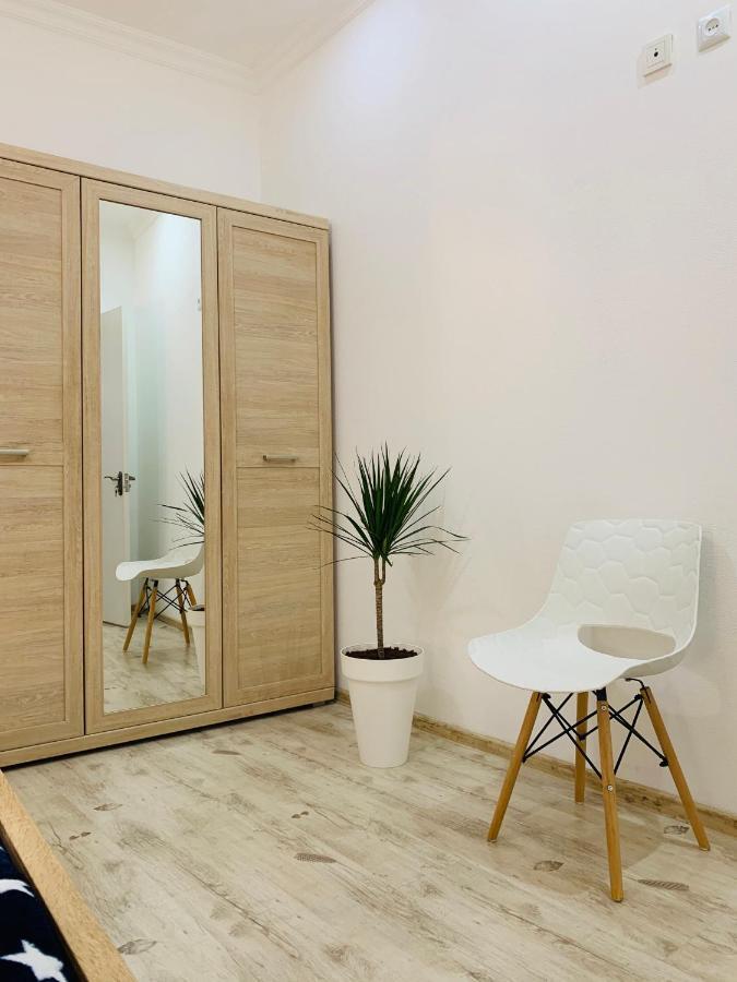 Sweet Apartment In Kutaisi Exterior foto